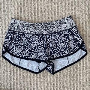 Lululemon Low Rise Speed Up Shorts